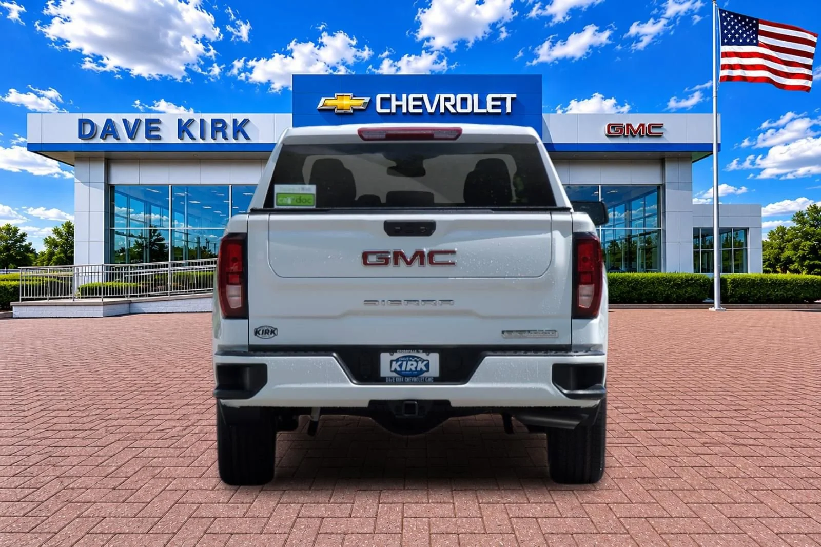 New 2026 Summit White GMC Elevation image 4
