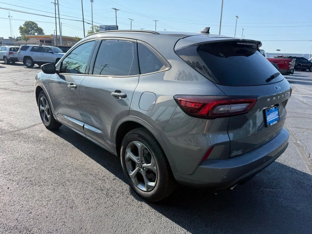 Used 2024 Gray Ford ST-Line image 7