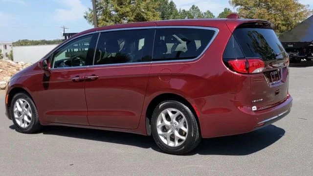 Used 2018 Red Chrysler Touring Plus image 2