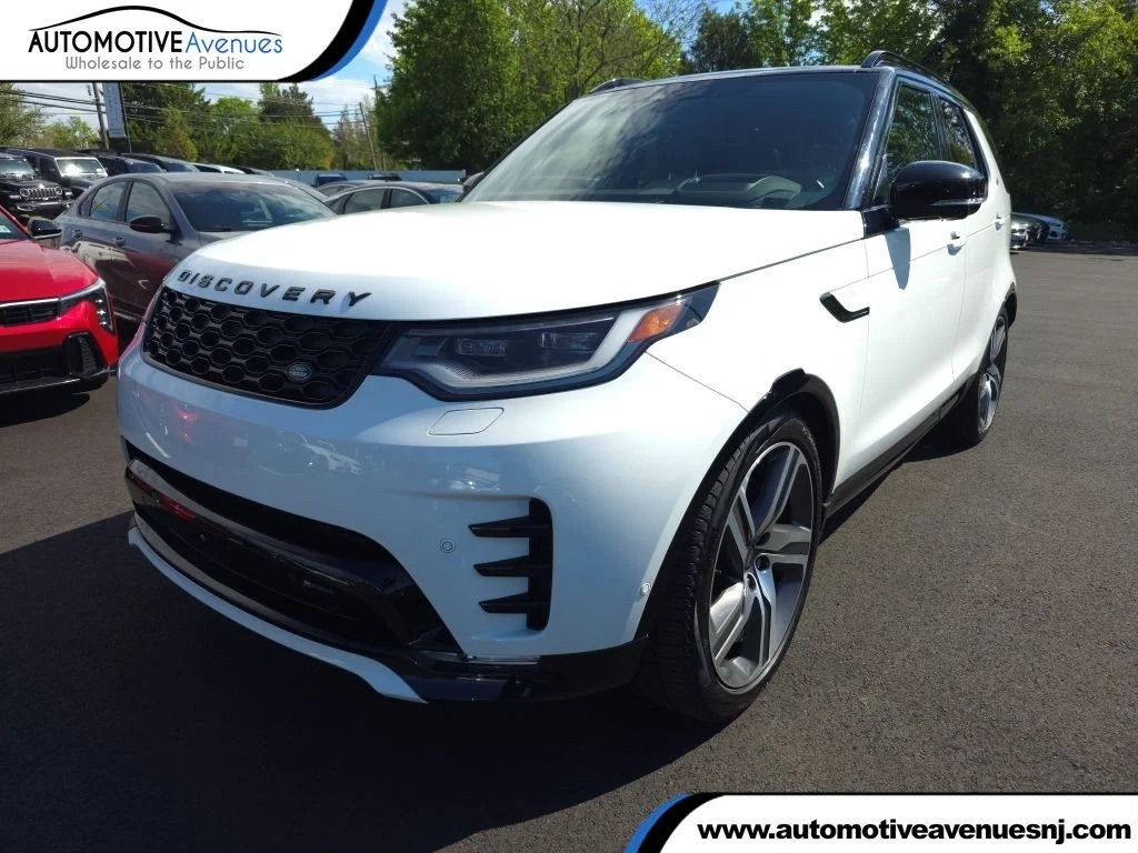 2023 Land Rover Discovery HSE R Dynamic's photo