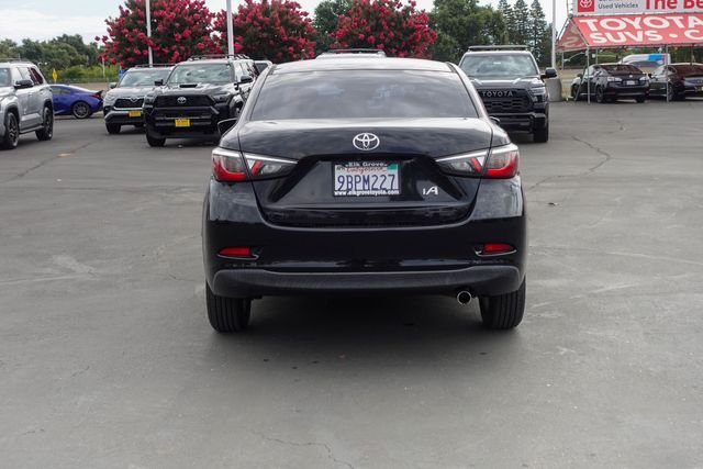 Certified Used 2017  Toyota Base image 10