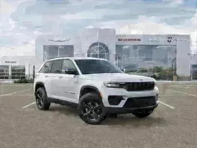 New 2025 Bright White Clear-Coat Exterior Paint Jeep Altitude X image 88