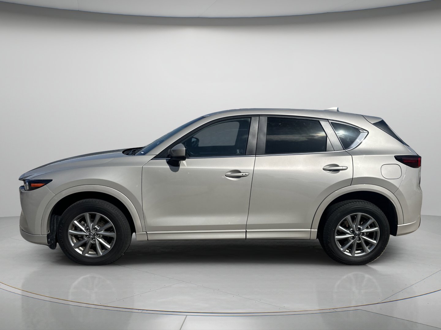 Used 2025 Platinum Quartz Metallic Mazda 2.5 S Preferred Package image 4