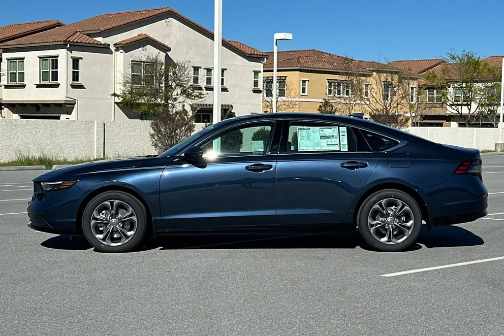 New 2025 Canyon River Blue Metallic Honda EX-L image 7