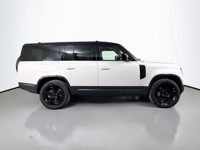 New 2026 Borasco Grey Land Rover S image 4