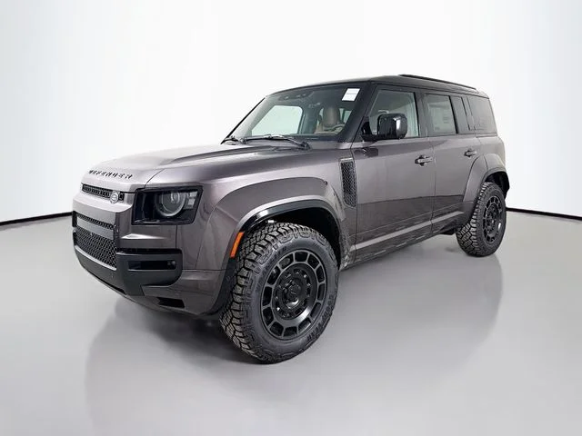 New 2026 Charente Grey Land Rover  OCTA image 1