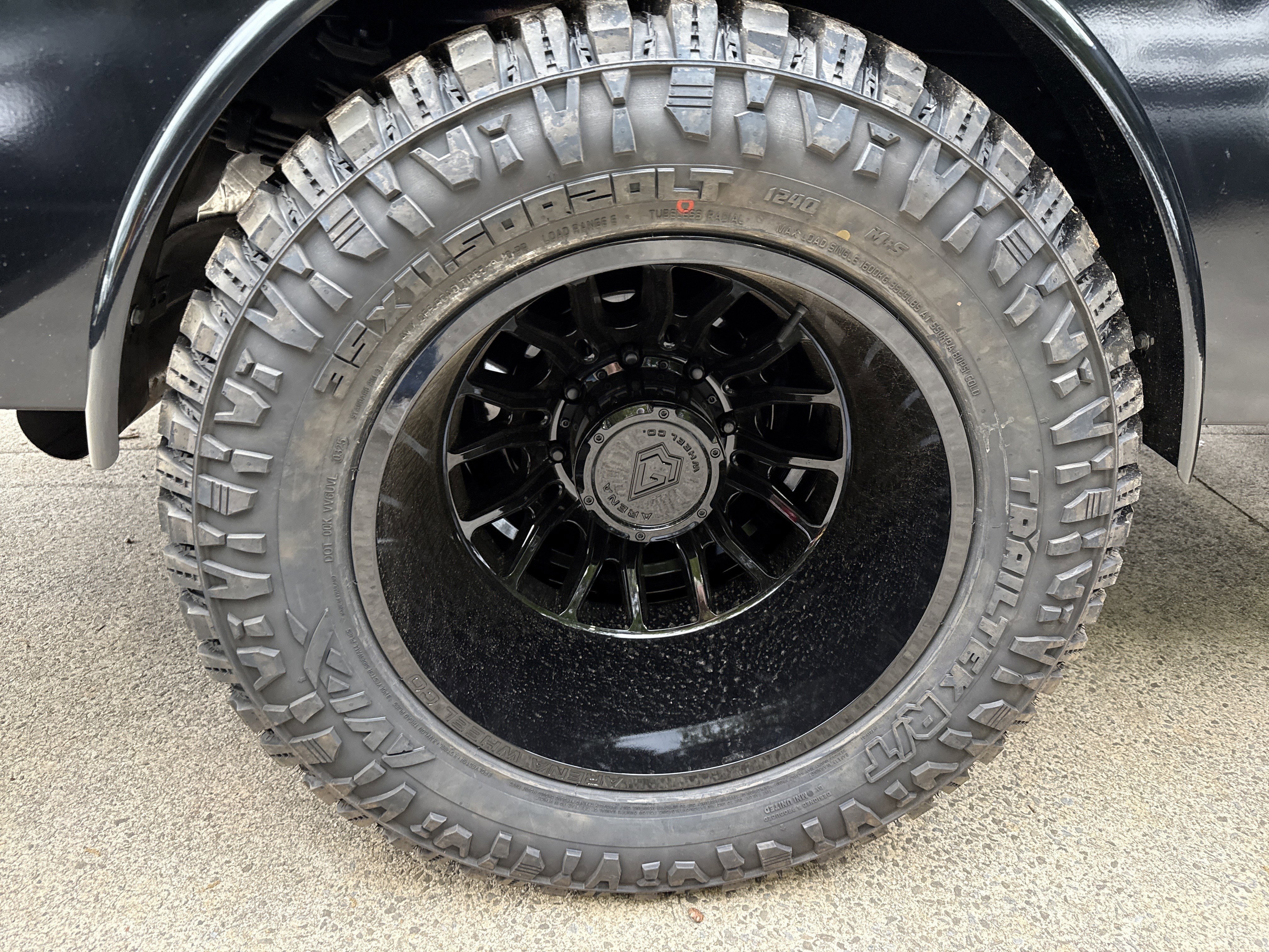 New 2026 Granite Crystal Metallic Clearcoat RAM Tradesman image 21