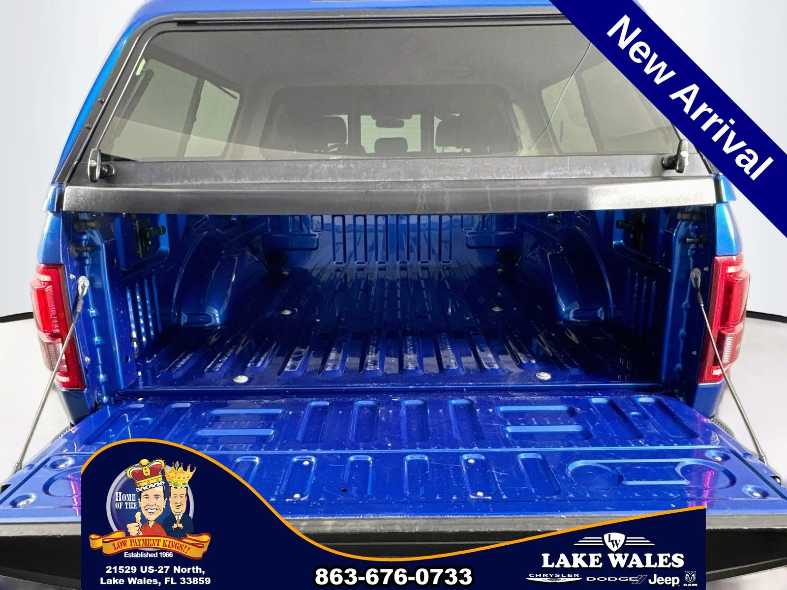 Certified Used 2016 Blue Ford Lariat image 25