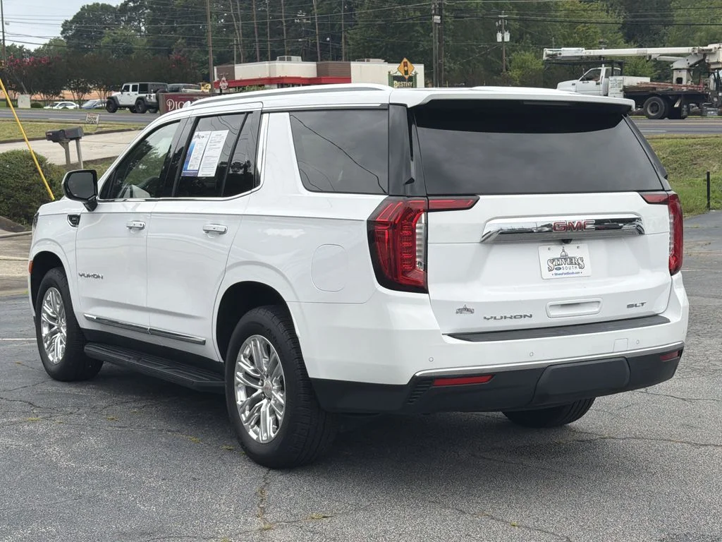 Used 2023 White GMC SLT image 5