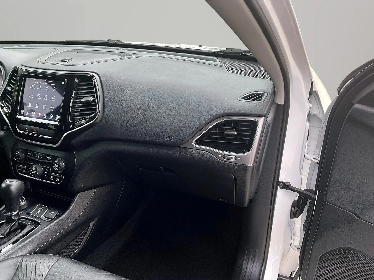 Used 2020 White Jeep Limited image 18