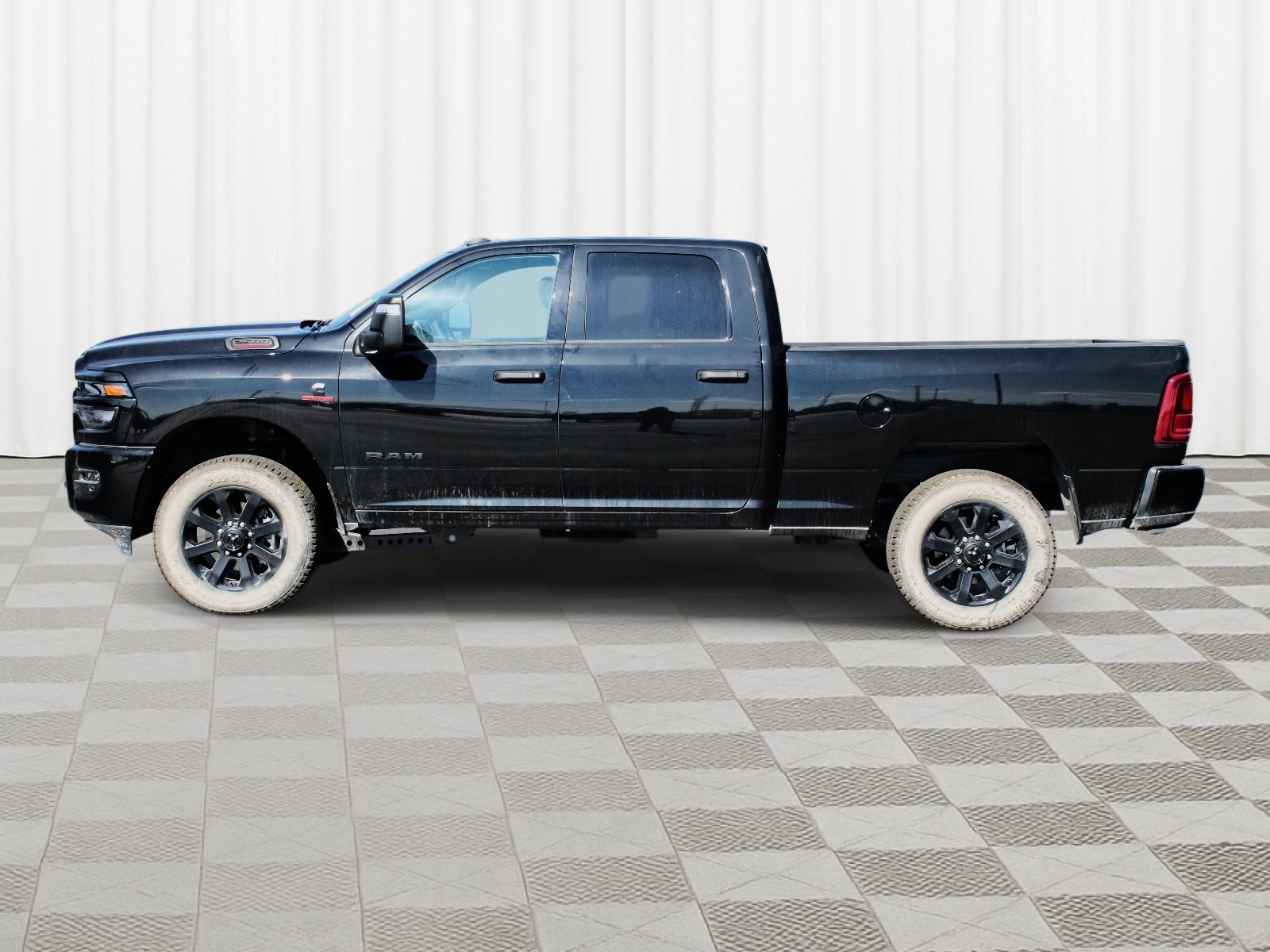 New 2026 Diamond Black Crystal Pearlcoat Ram Big Horn image 36