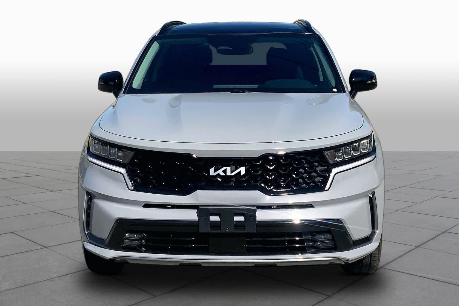 Pre-Owned 2023 Kia Sorento EX