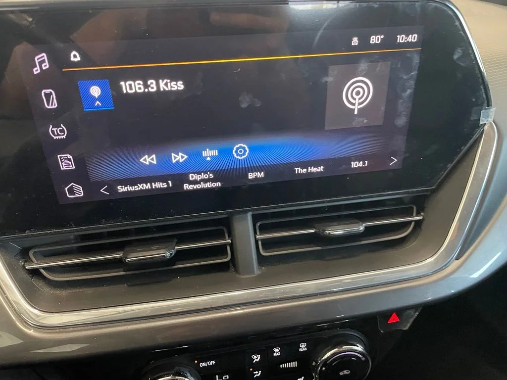 Used 2024 Gray Chevrolet ACTIV image 15