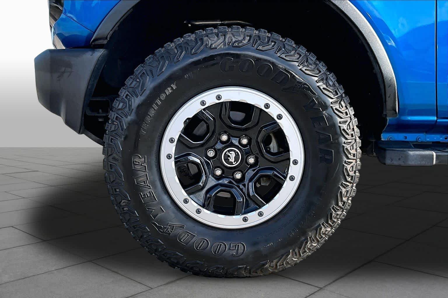 Used 2023 Velocity Blue Metallic Ford Outer Banks image 10