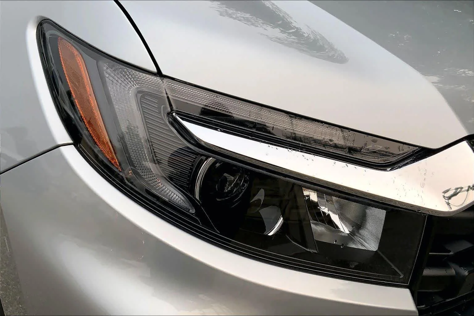 New 2026 Solar Silver Metallic Honda RTL image 16