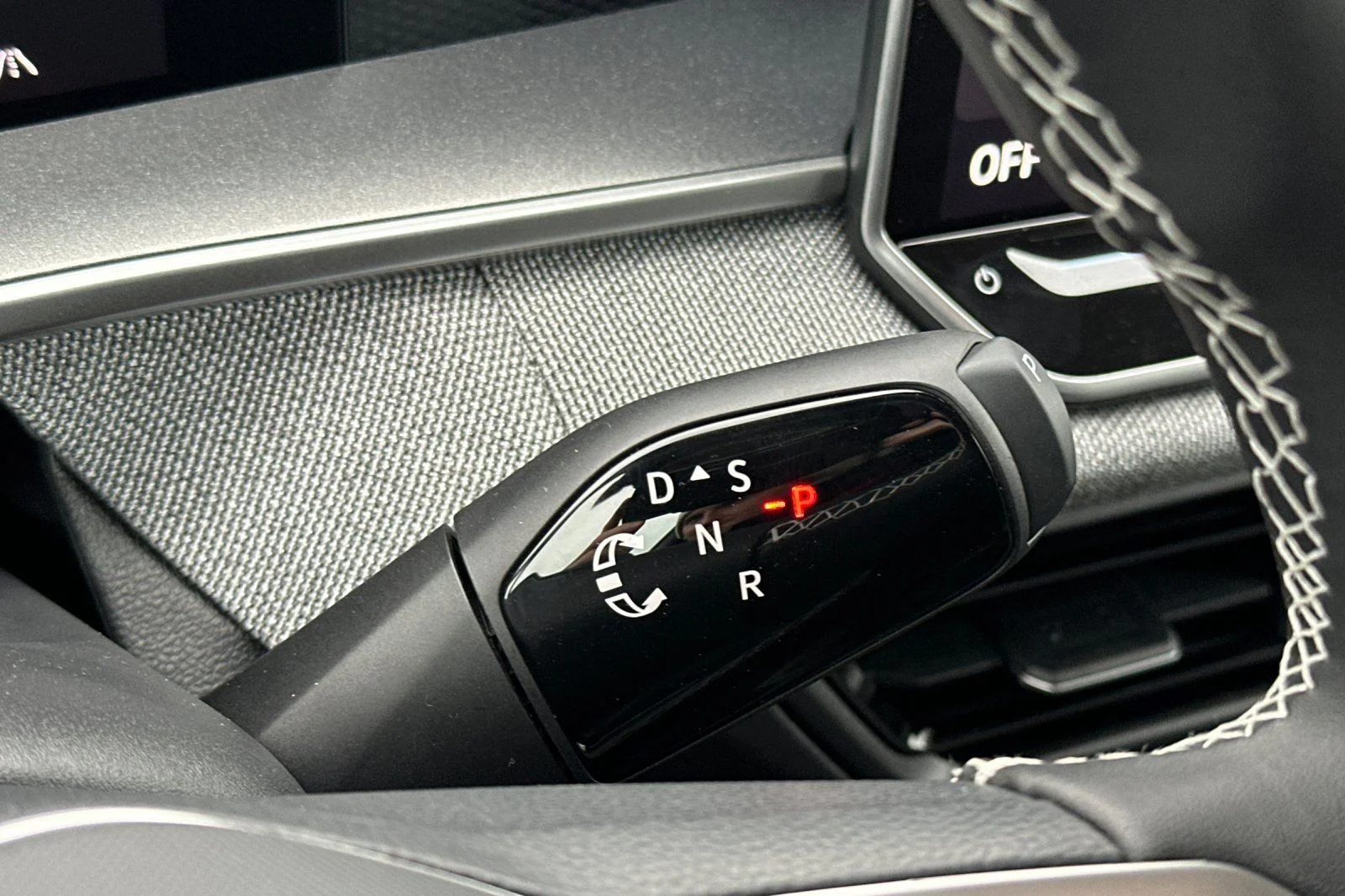 2026 Volkswagen Tiguan S - Photo 20
