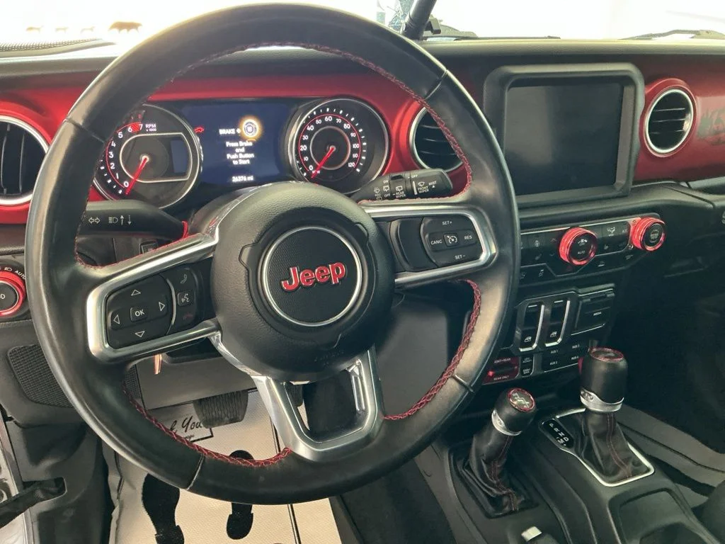 Used 2022 Crystal Metallic Jeep Rubicon image 15
