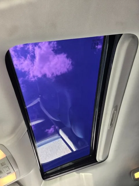 Used 2018 Black INFINITI Base image 12
