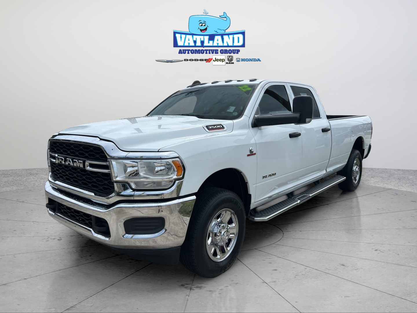 2022 RAM 3500 Tradesman 4X4 Crew Cab LWB's photo