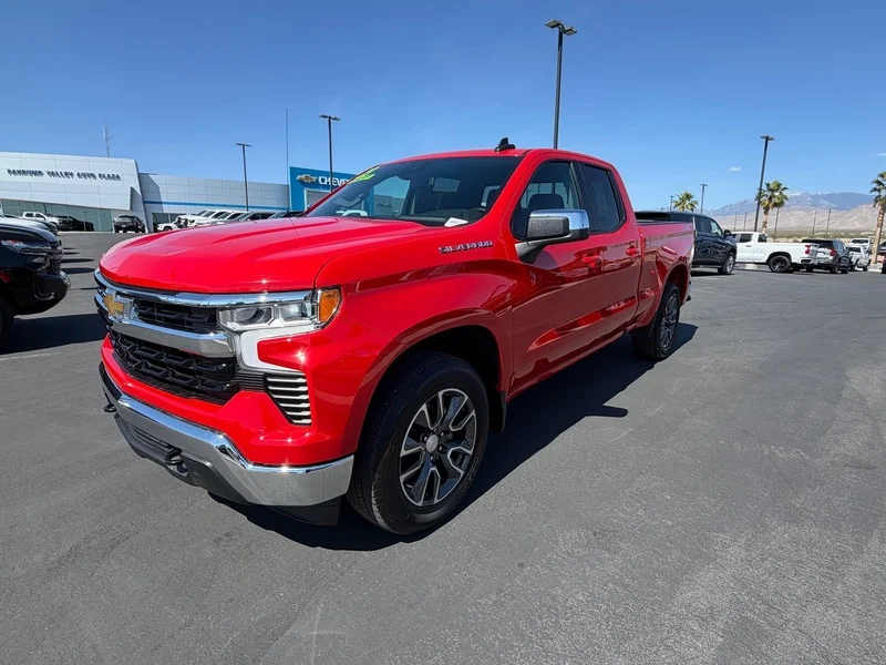 Used 2023 Red Hot Chevrolet LT (2FL) image 7