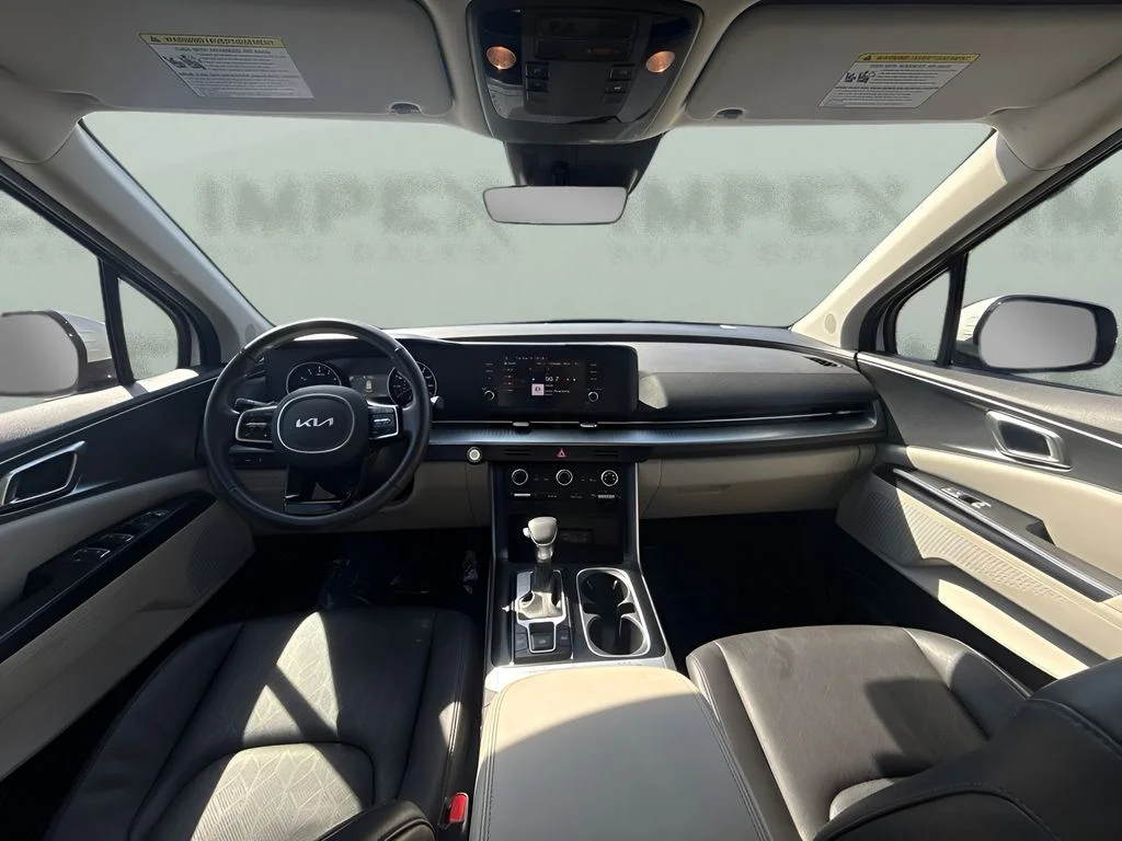 Used 2024 White Kia LX image 7