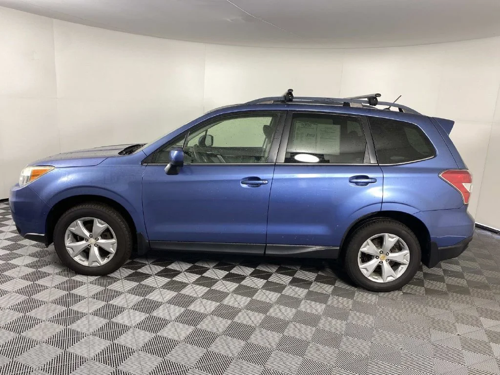 Used 2015 Quartz Blue Subaru 2.5i Limited image 5
