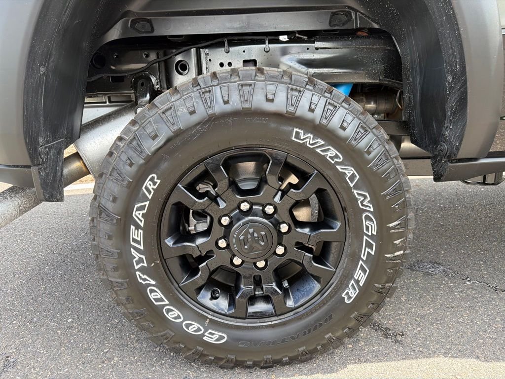New 2026 Ceramic Gray Clear-Coat Exterior Paint RAM Power Wagon image 9