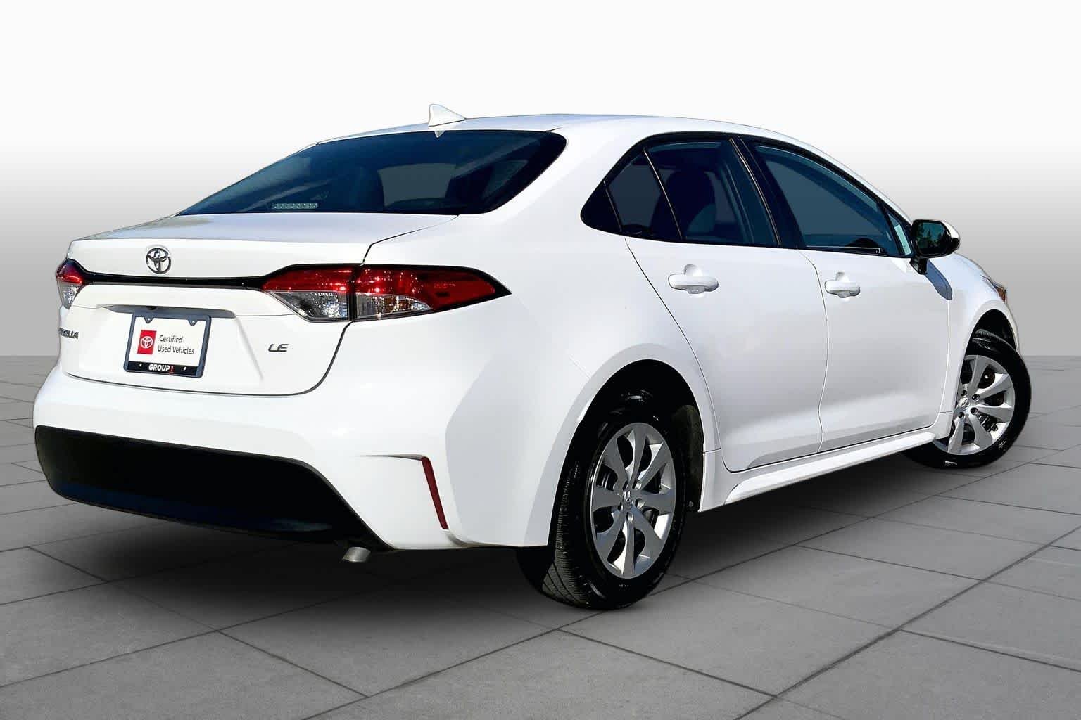 Used 2026 Ice Cap Toyota LE image 13