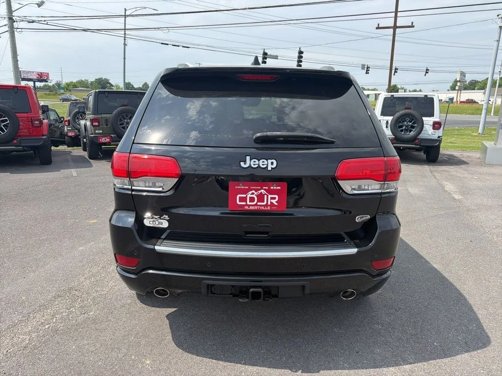 Used 2020 Black Jeep Overland image 8