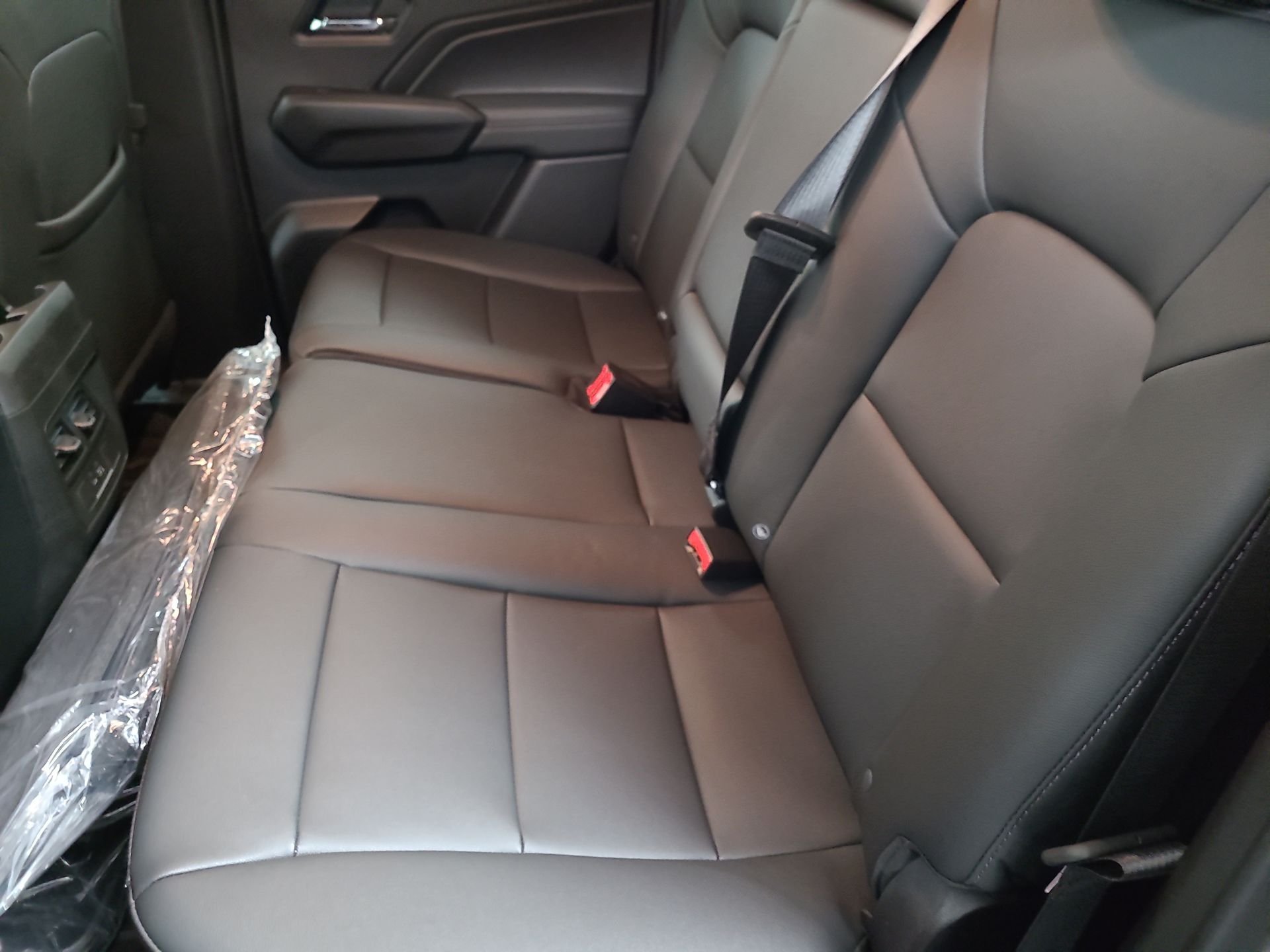 2026 Chevrolet Colorado LT - Photo 25