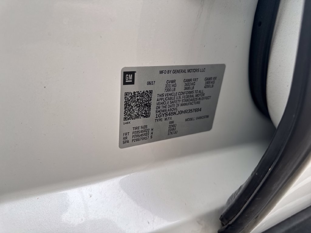 Certified Used 2017 Crystal White Tri-Coat Cadillac Luxury image 31