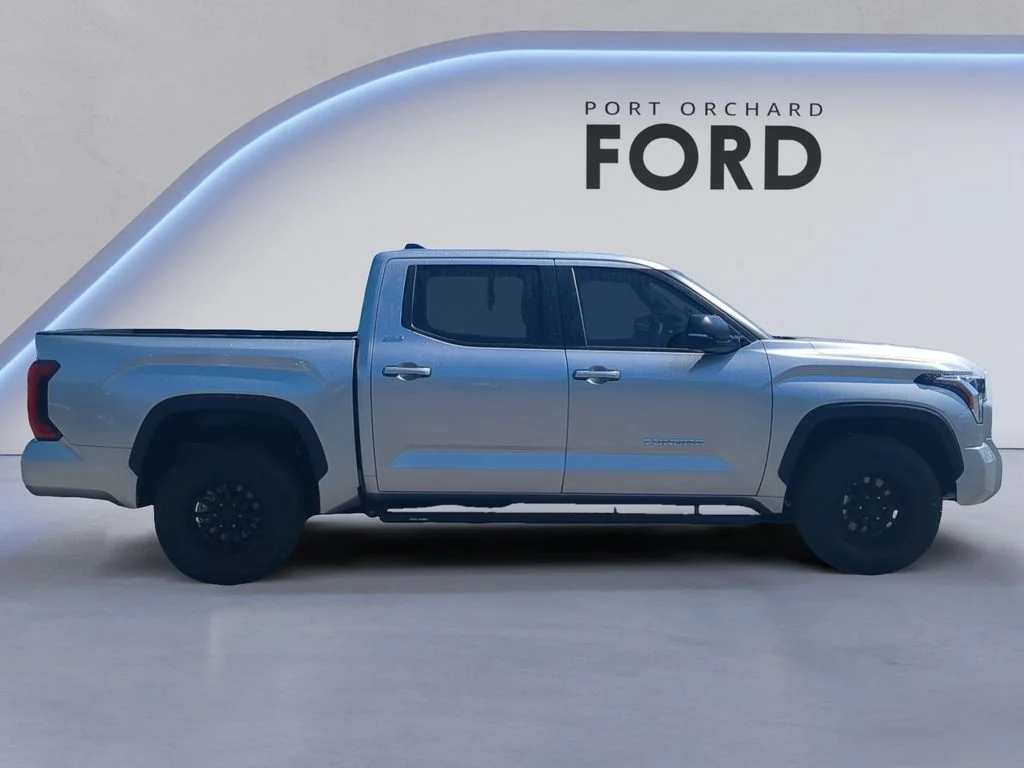 Used 2026 Silver Toyota SR5 image 7