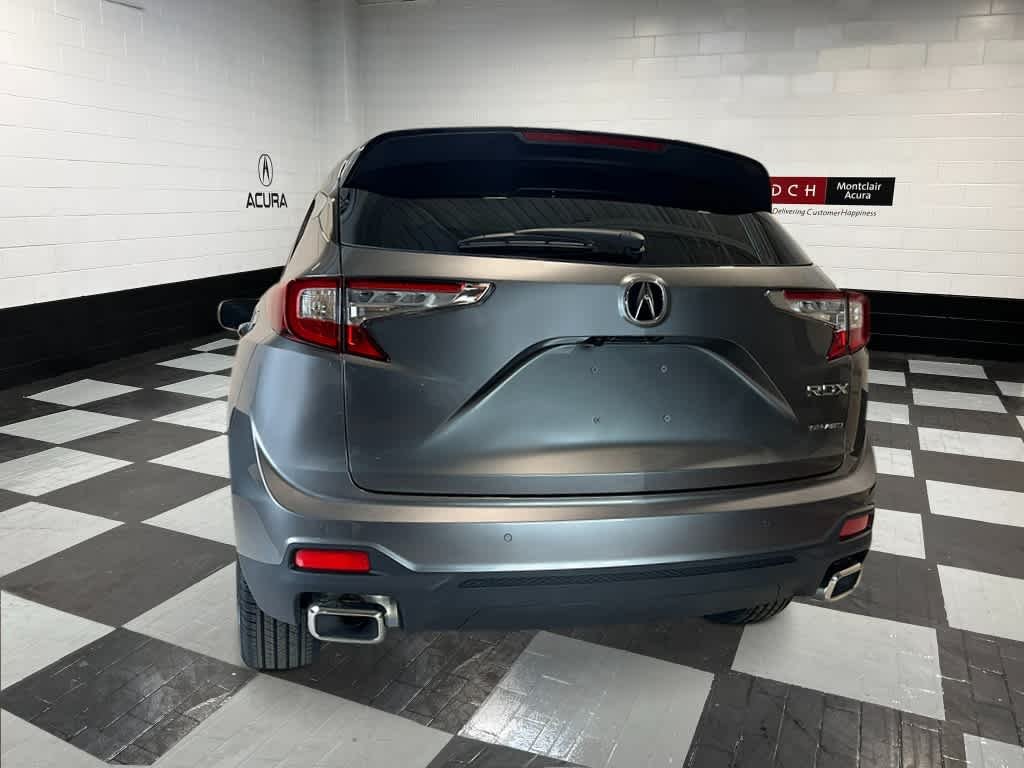 New 2026 Liquid Carbon Metallic Acura w/Technology Package image 4