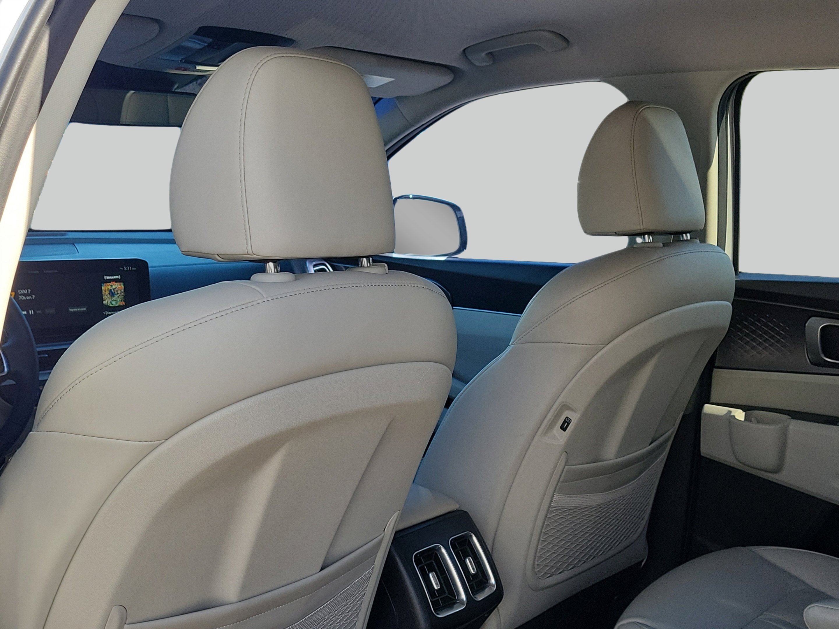 Used 2025 Silky Silver Kia EX image 11