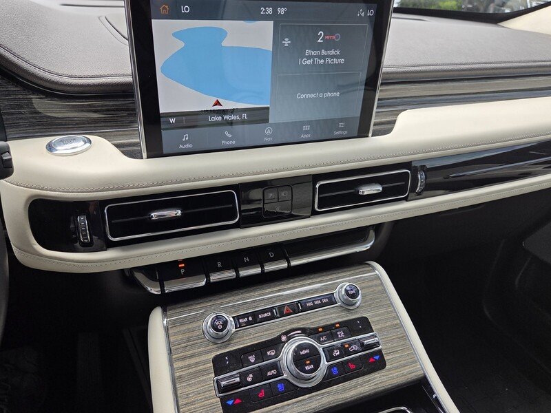 Used 2020 Black Metallic LINCOLN BLACK LABEL AWD image 27