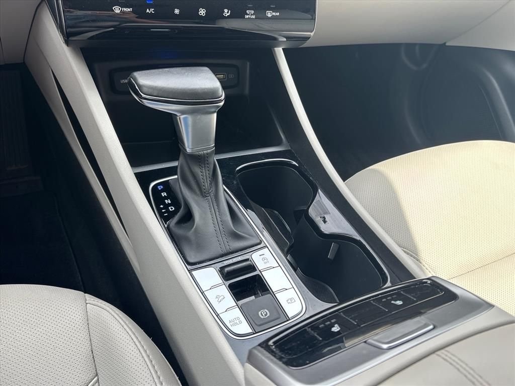 Used 2024 Dark Gray Metallic Hyundai SEL image 19