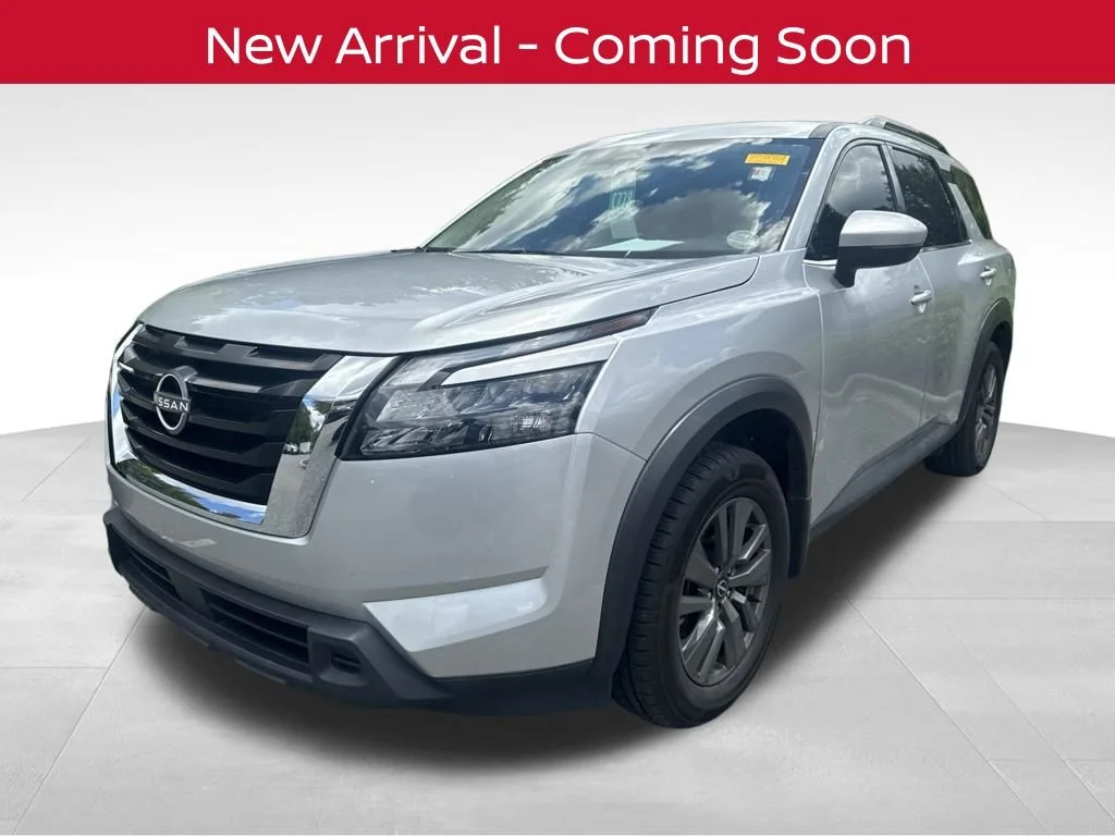 Certified Used 2023 Silver Nissan SV image 1