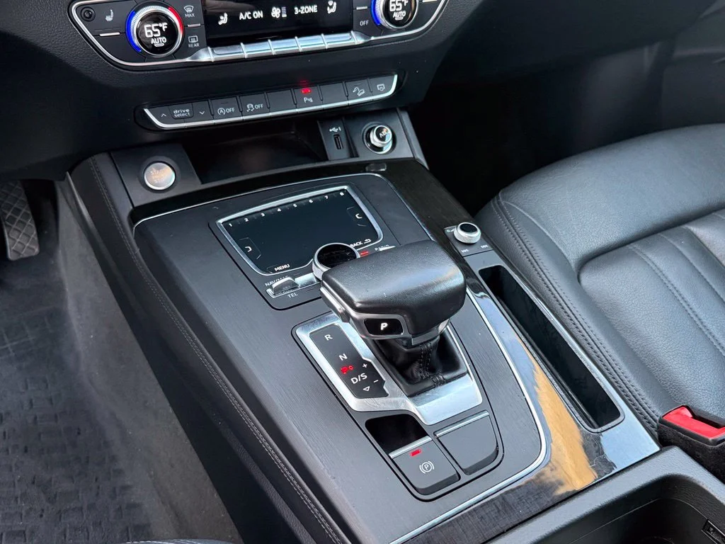 Used 2019 Ibis White Audi 2.0T Premium Plus image 15