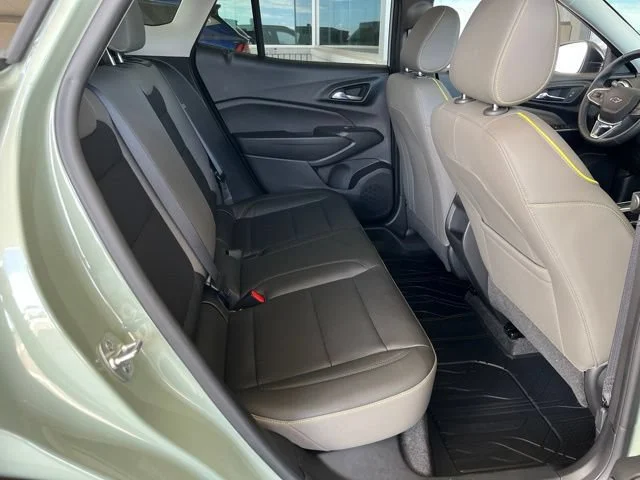 Used 2025 Cacti Green Chevrolet ACTIV image 48