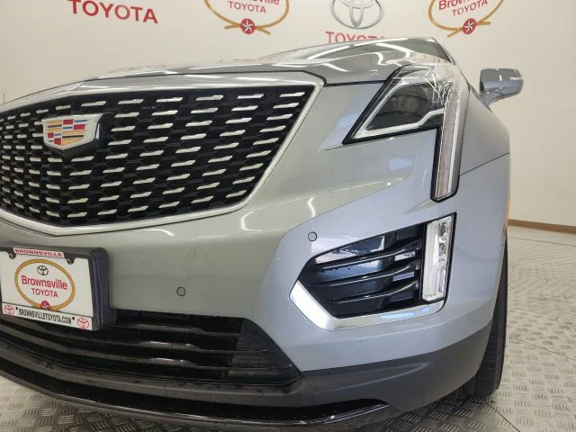 Used 2024 Silver Cadillac Luxury image 11