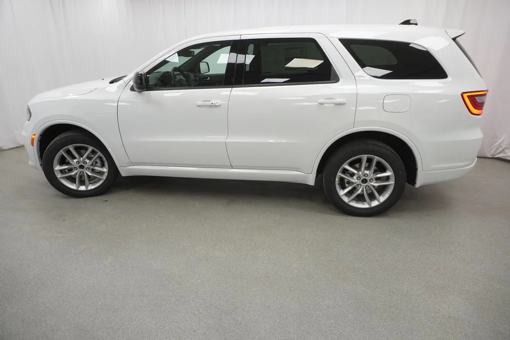 New 2026 White Knuckle Clear-Coat Exterior Paint Dodge GT image 14