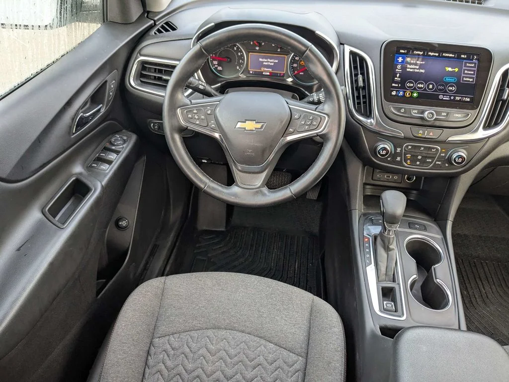 Used 2024 White Chevrolet LT image 18