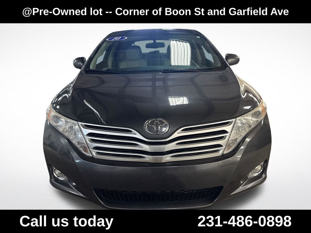 Used 2010  Toyota Base image 8