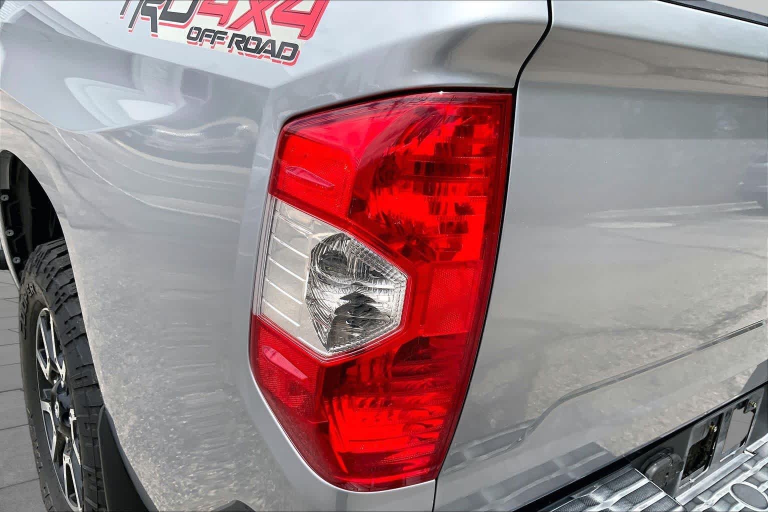 Used 2015 Silver Sky Metallic Toyota SR5 image 26