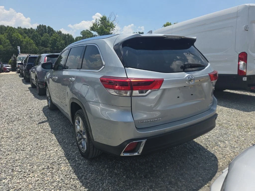Used 2019 Silver Toyota Limited Platinum image 5
