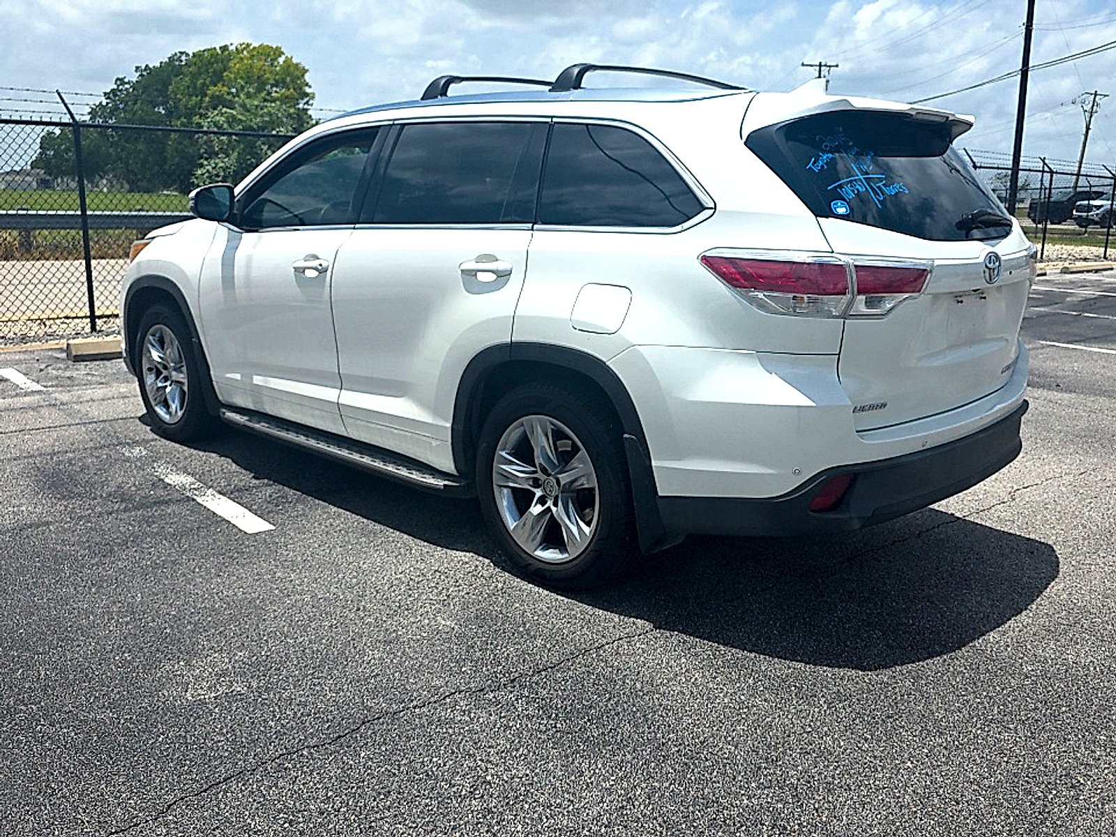 Used 2015 Blizzard Pearl Toyota Limited V6 image 14