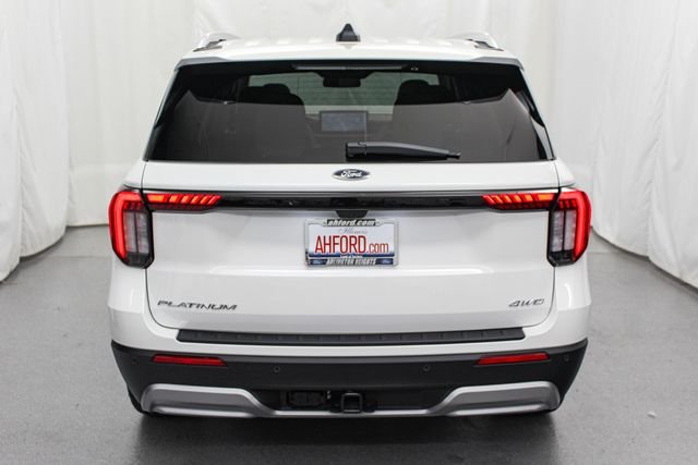 New 2026 Star White Metallic Tri-Coat Ford Platinum™ image 8