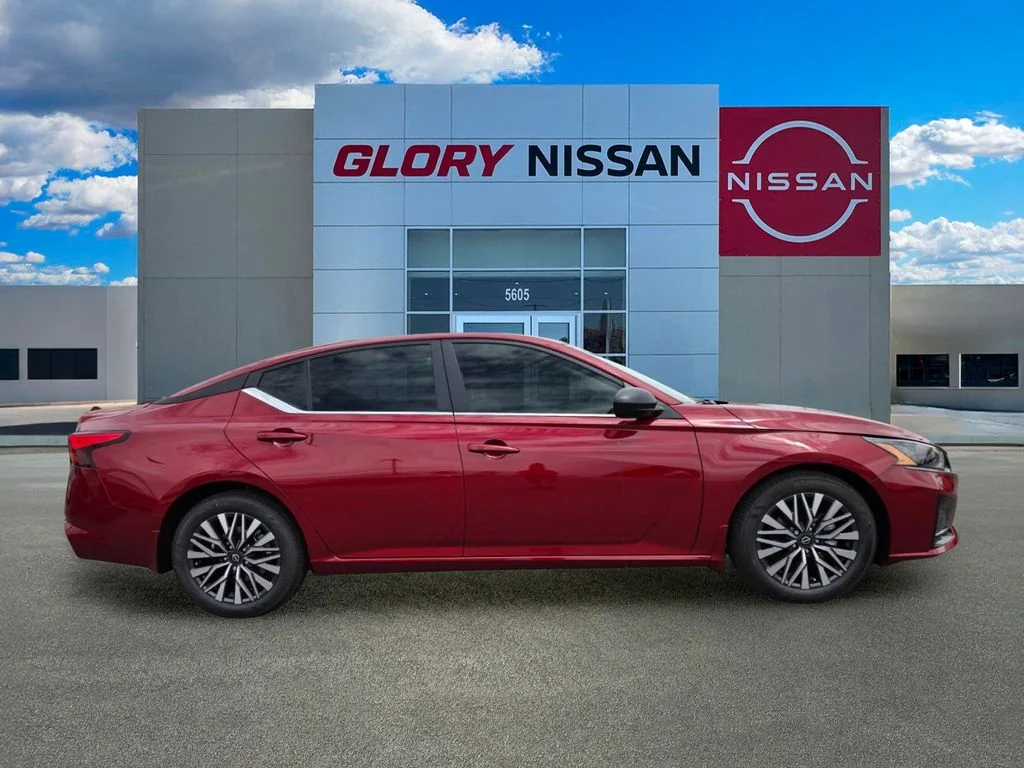 New 2026 Scarlet Ember Tintcoat Nissan SV image 4