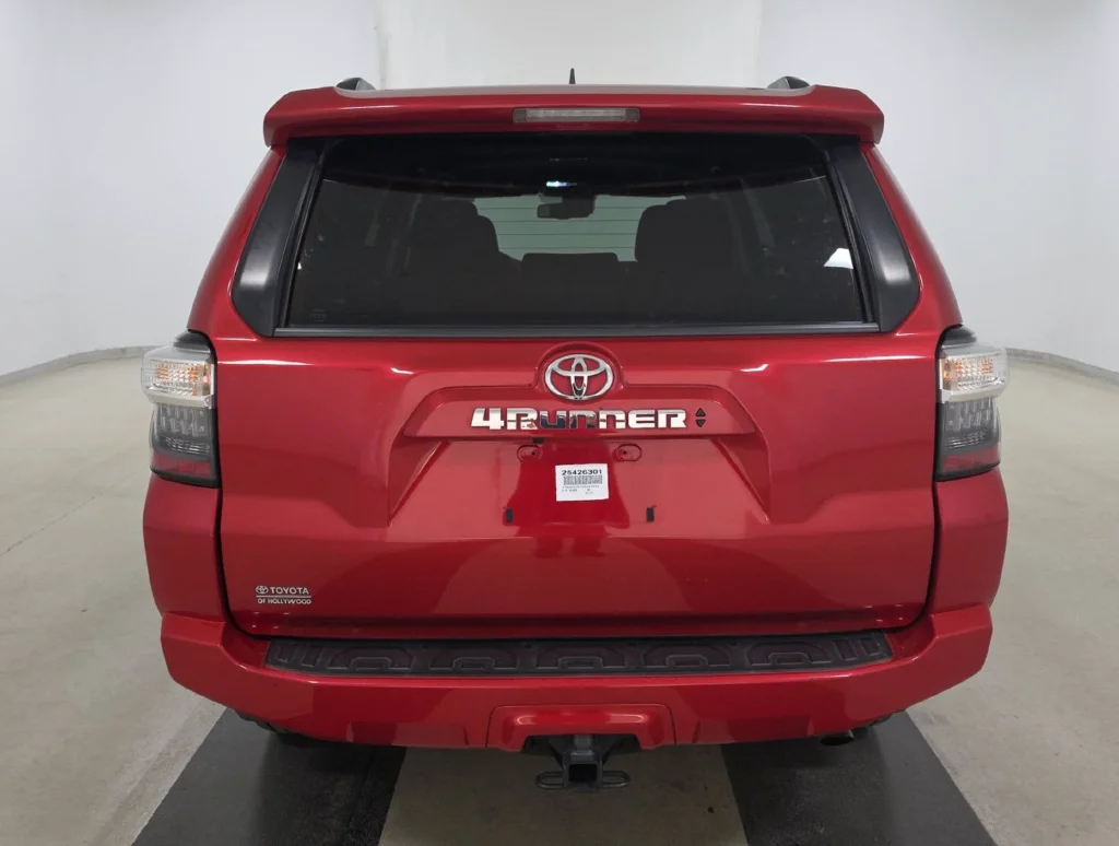 Used 2022 Red Toyota SR5 image 13