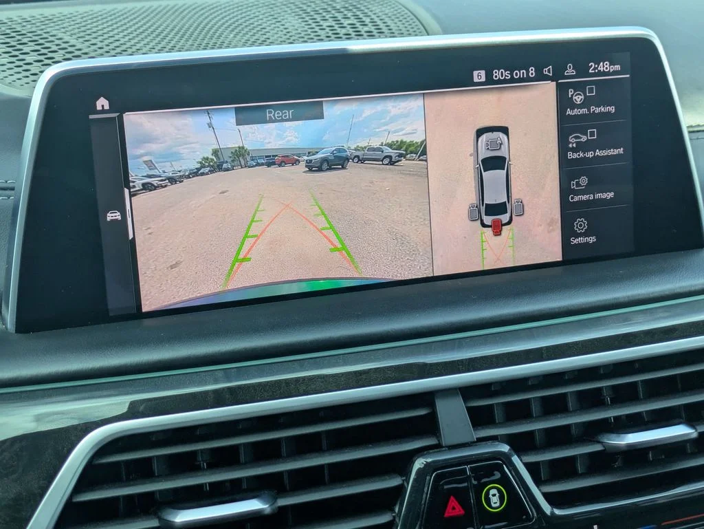 Used 2020 Gray BMW 750i xDrive image 19